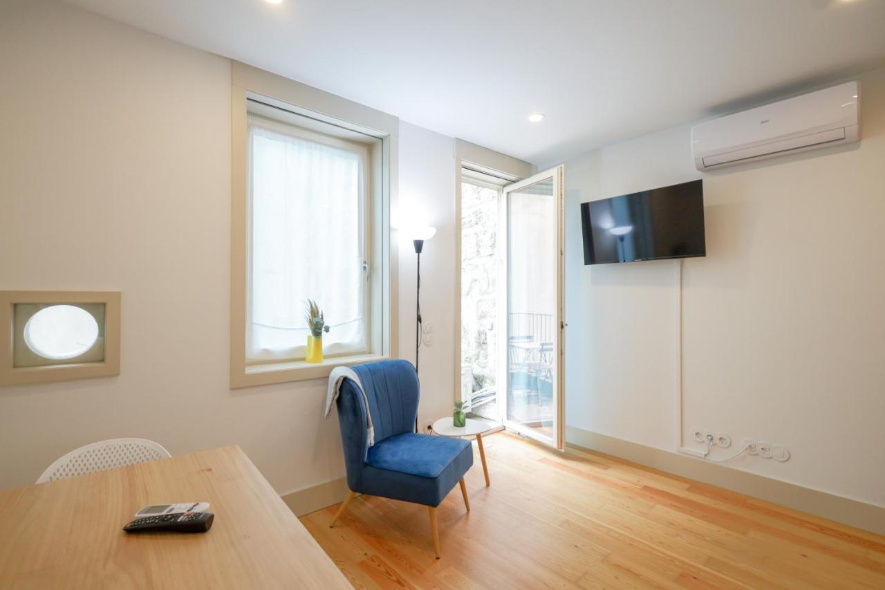 Martires Sweet Apts By Portocityhosts Exteriör bild