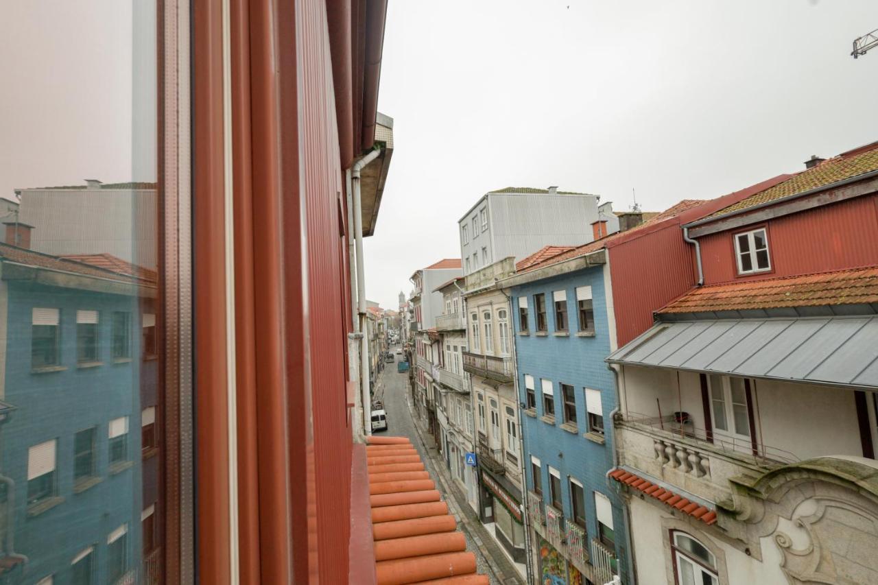 Martires Sweet Apts By Portocityhosts Exteriör bild